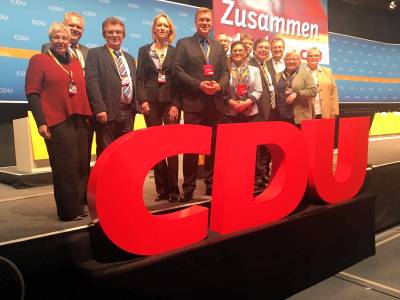 CDU-Fraktionsvorsitzender im Nds. Landtag Bjrn Thmler, Theo Frerichs, Sandra Erfmann, Generalsekretr der Landes-CDU Ulf Thiele, Sabea Oltmanns, Klaus-Dieter Reder, Bezirksvorsitzender Reiner Hegewald und Heiko Schmelze